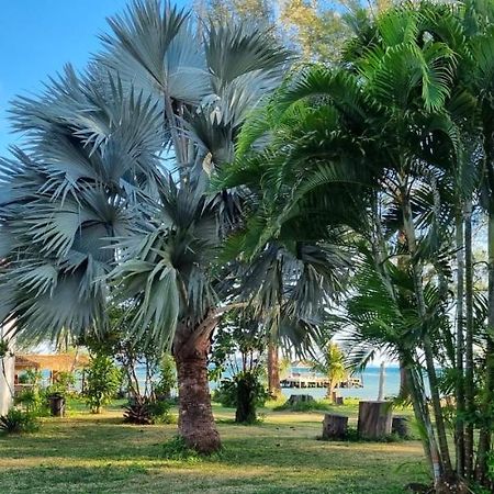 Tk Beach Resort 麦岛 外观 照片