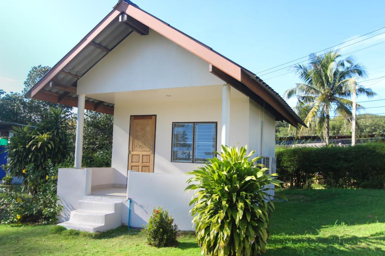 Tk Beach Resort 麦岛 外观 照片