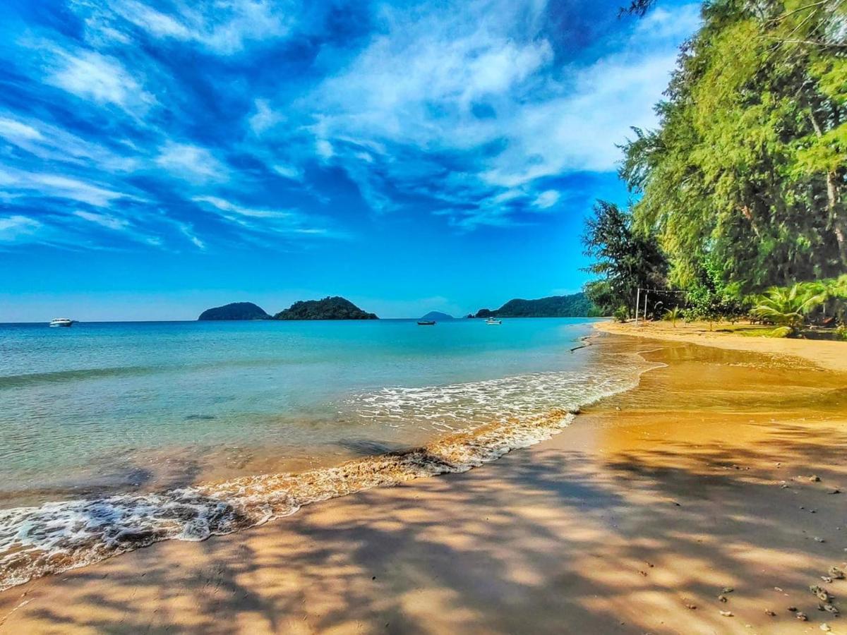Tk Beach Resort 麦岛 外观 照片
