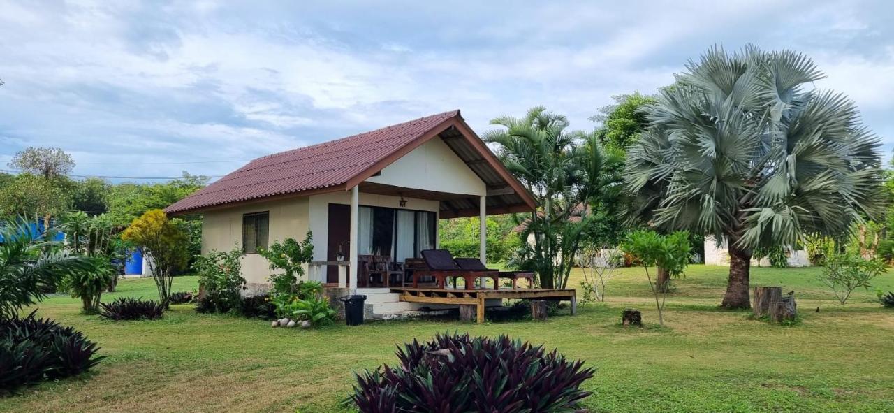 Tk Beach Resort 麦岛 外观 照片